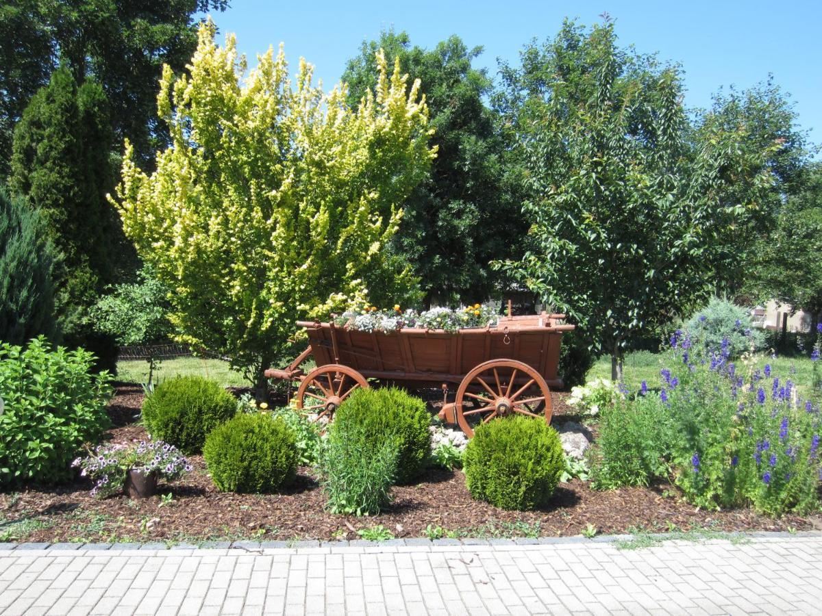 Ferienwohnung Im Schlossgarten Herbsleben Kültér fotó